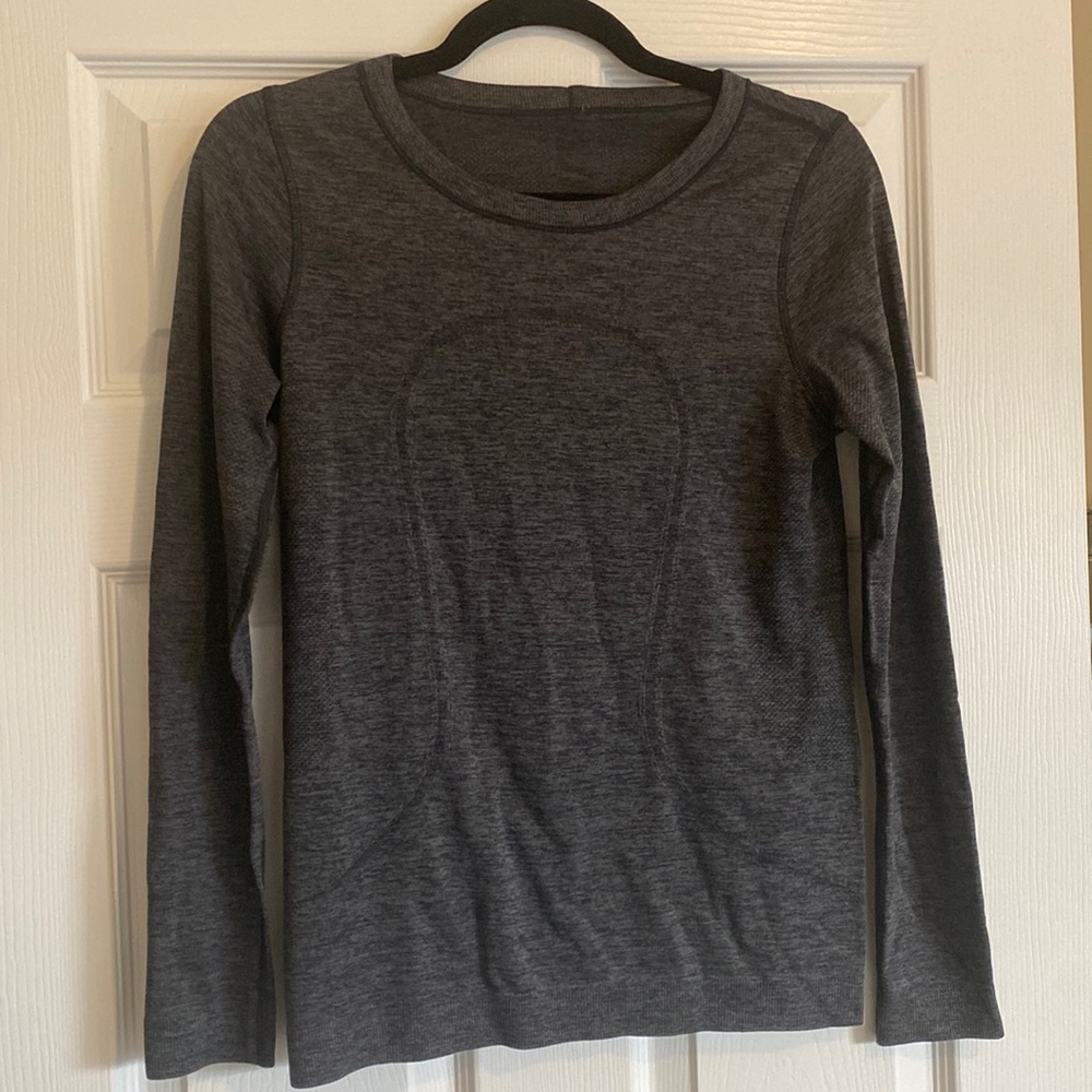 Swiftly Tech Relaxed Shirt